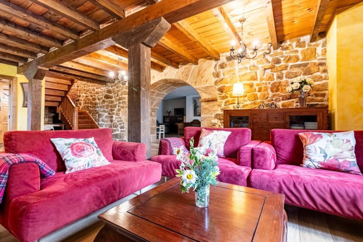 Casa De Pueblo Las Golondrinas De Luena San Miguel de Luena Exteriér fotografie