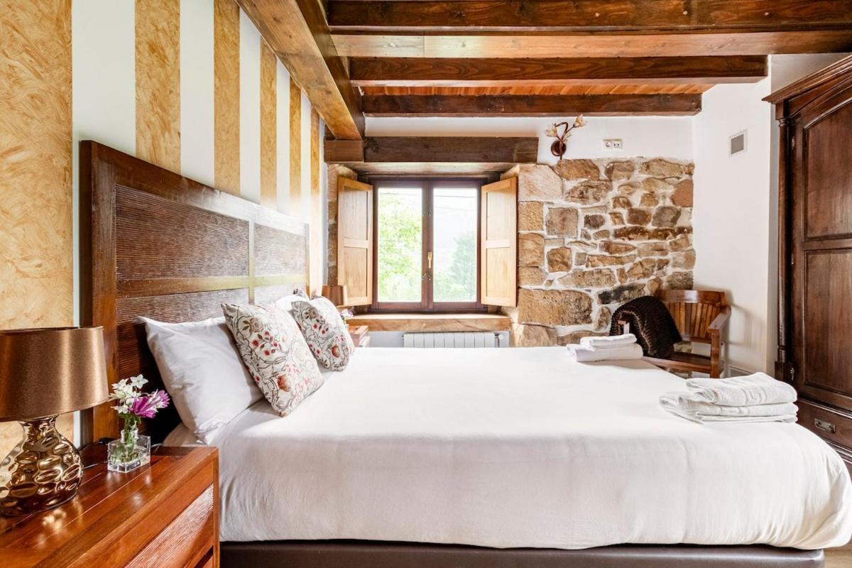 Casa De Pueblo Las Golondrinas De Luena San Miguel de Luena Exteriér fotografie